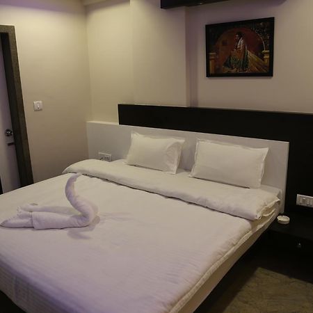 Hotel Marwar Excellency Mahāmandir Eksteriør billede
