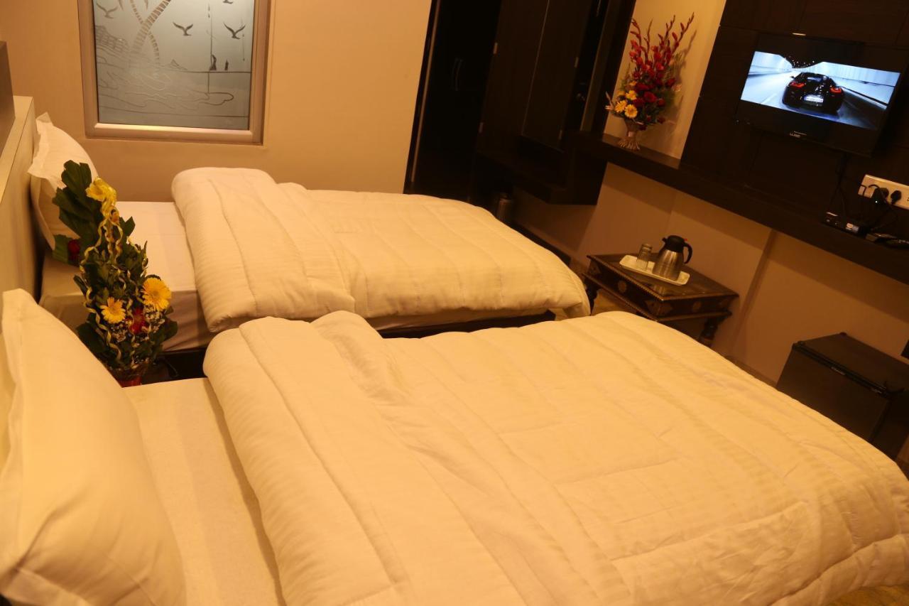 Hotel Marwar Excellency Mahāmandir Eksteriør billede